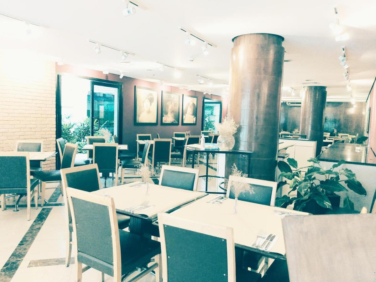 Moema Residencial Apartahotel 4*